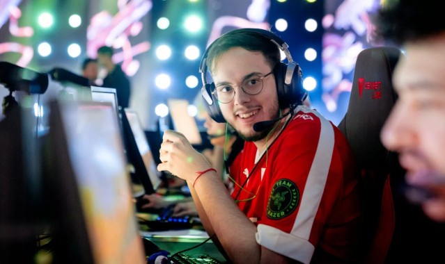 🎮xertioN：如果小吉米和宝兰都能杀30个，比赛就会很轻松