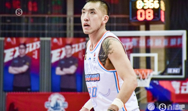 云开体育app下载安装-差劲！陶汉林9投仅2中拿到4分8板 正负值-16最低