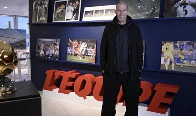 开云体育保障-齐达内：加盟皇马就是为了拿欧冠；罗纳尔多是现象级的