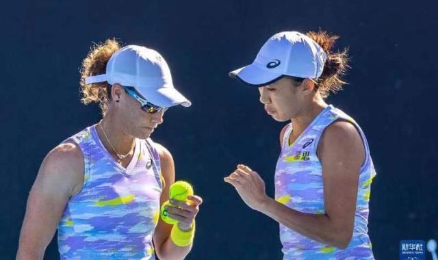云开体育app下载安装-女双落败，但张帅和斯托瑟的情谊令人满满感动
