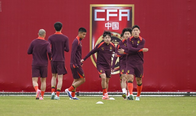 云开体育app下载安装-应国际足联邀请，中国国家男子足球队将于3月参加两场系列赛