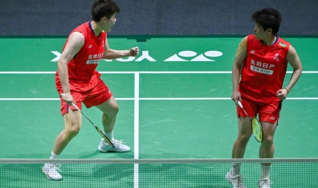 时隔5天再胜韩国王牌！刘圣书/谭宁2-1晋级决赛，冠军战中日对决|白荷娜|李昭希|女双|圣坛组合|国羽_新浪体育_新浪新闻