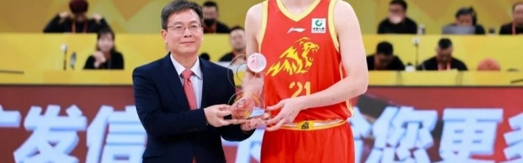 开云体育博彩-常规赛第12轮｜无惧青春风暴 全队沉着应对拿下胜利！