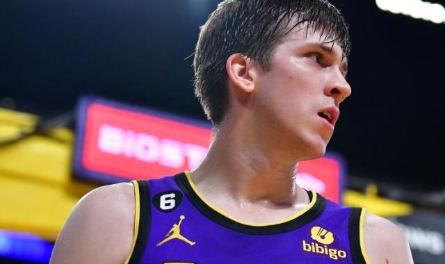 kaiyun app-多支球队有意争夺里夫斯 湖人不愿重蹈卡鲁索覆辙